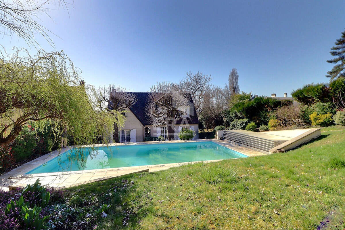 Maison à SAINT-LEU-LA-FORET