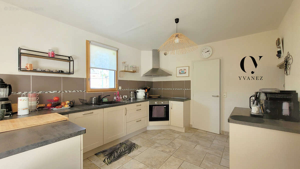 Maison de charme de 170 m2 avec 4 chambres aux portes de Châteaugiron - photo 5