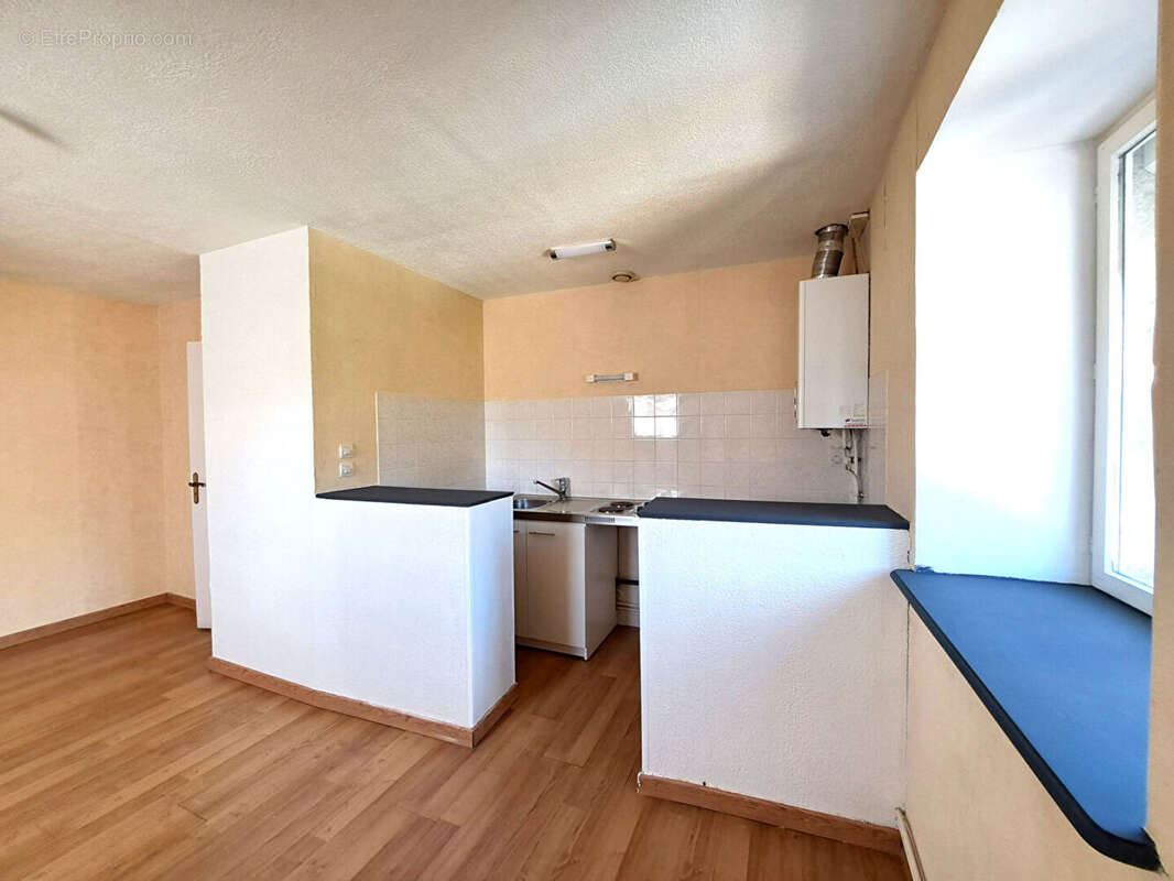 Appartement à PANNESSIERES