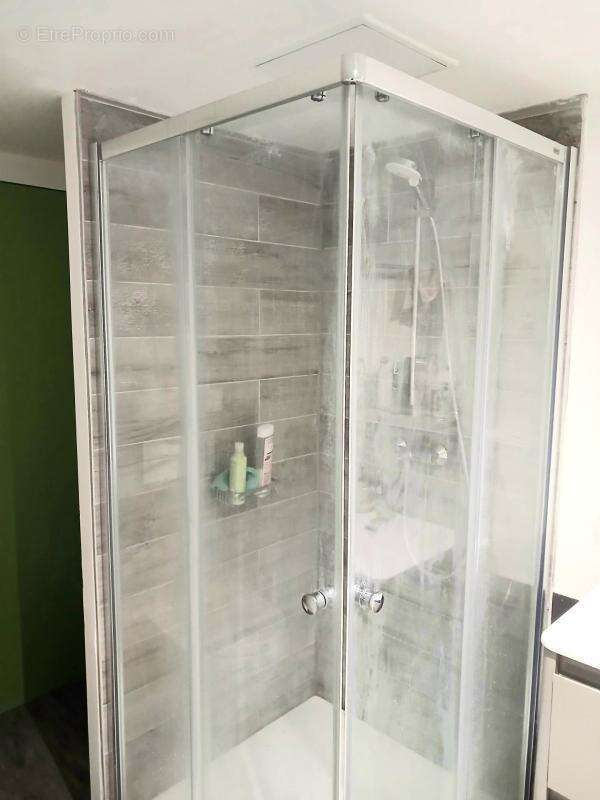 Commerce à PARIS-18E