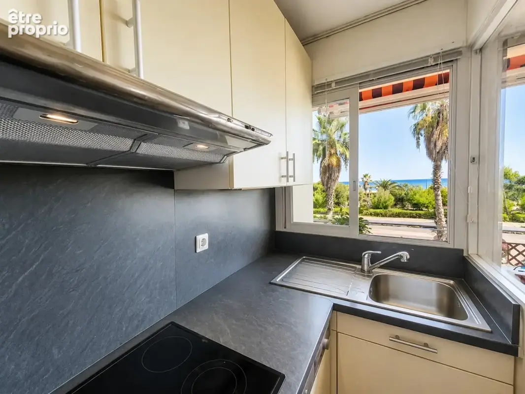 Exclusivité  canet-plage sud - t2 traversant • terrasse • vue mer • parking & cave - photo 6