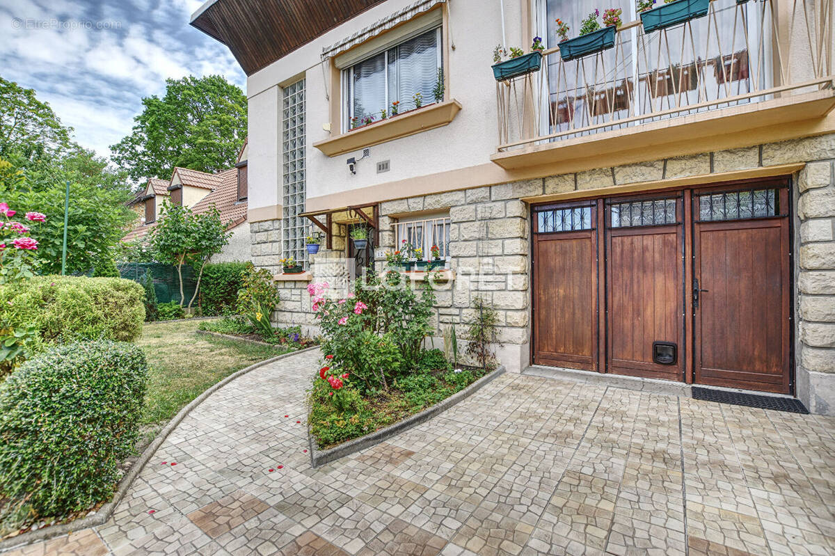 Maison à LIVRY-GARGAN