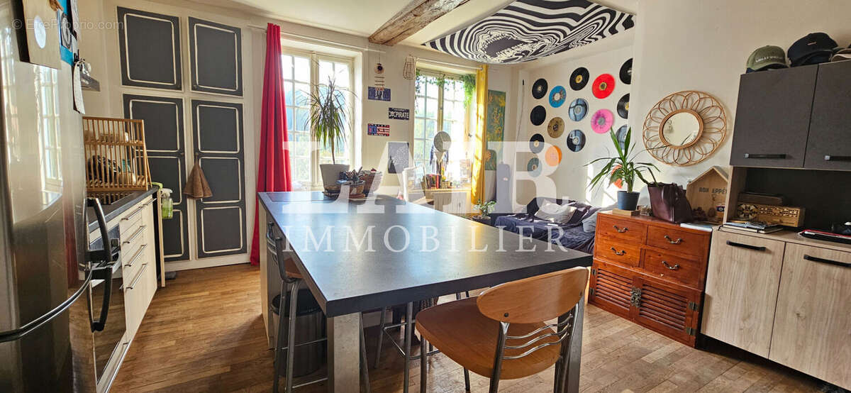 Maison à SAINT-CENERI-LE-GEREI