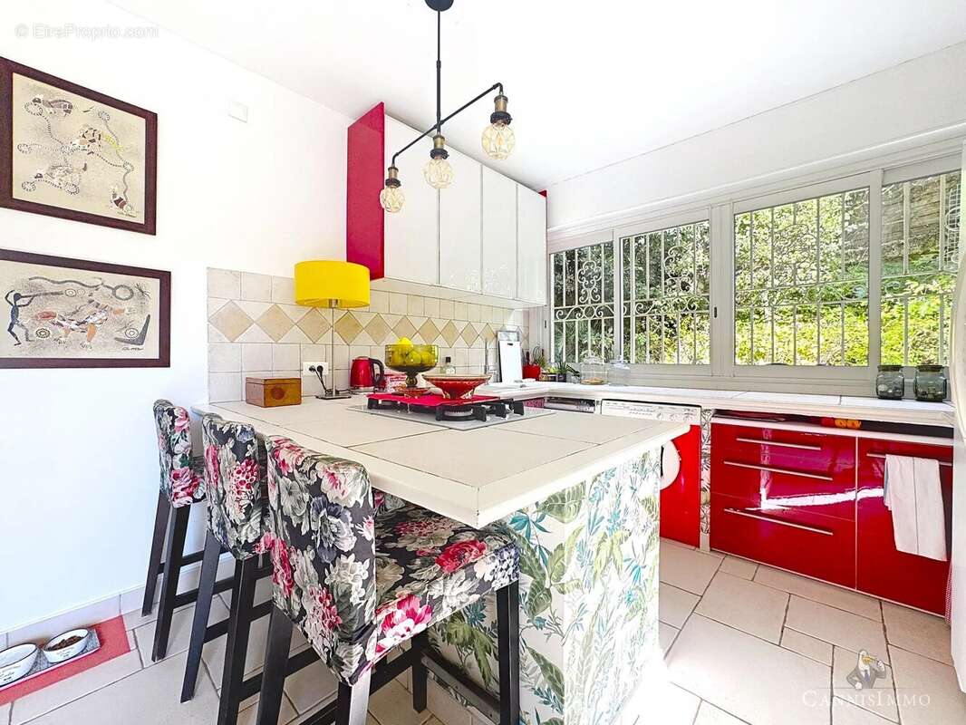 Cannes oxford, appartement 2 pieces 84 m² rénové en rez de jardin - photo 5