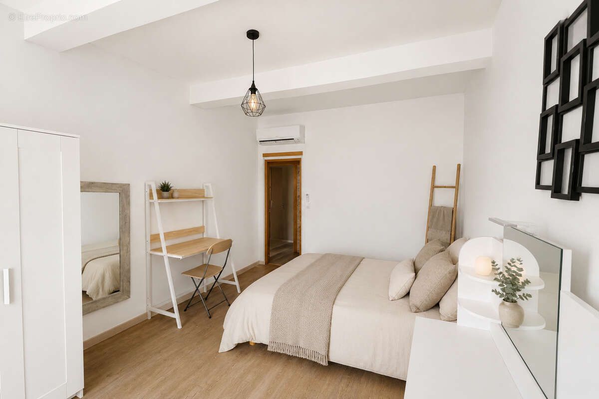 Maison à GINESTAS