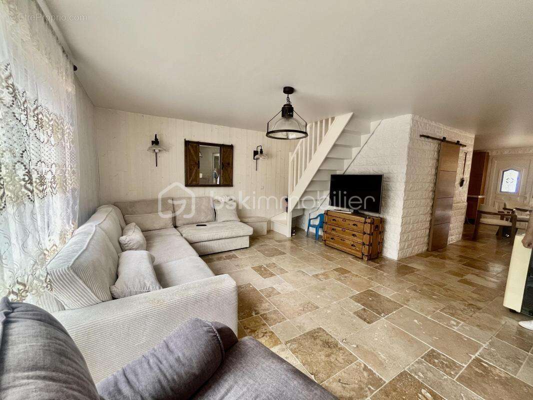 Maison élégante au cœur de la tranquillité et à proximité de toutes commodités - photo 6