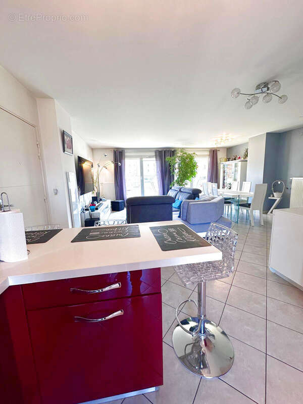 Attique de 111m2 avec extérieurs confortables - T5 - photo 6