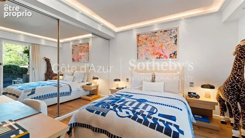 Saint Tropez, penthouse de 130 m² avec trois chambres et 40 m² de terrasses - photo 20