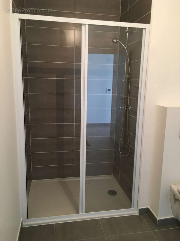 Appartement à MAUGUIO