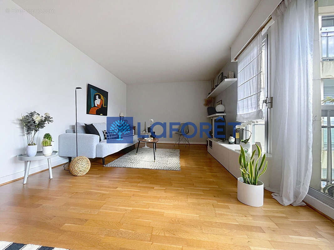 Appartement à BAILLY