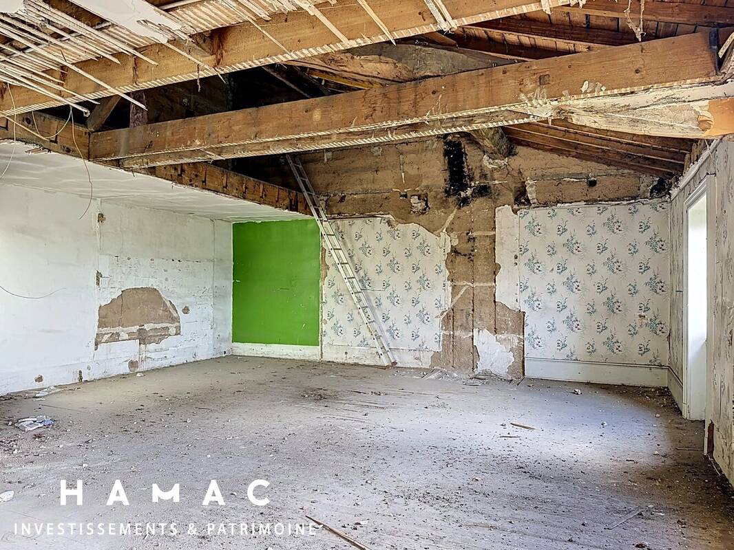 Appartement à GREZIEU-LA-VARENNE