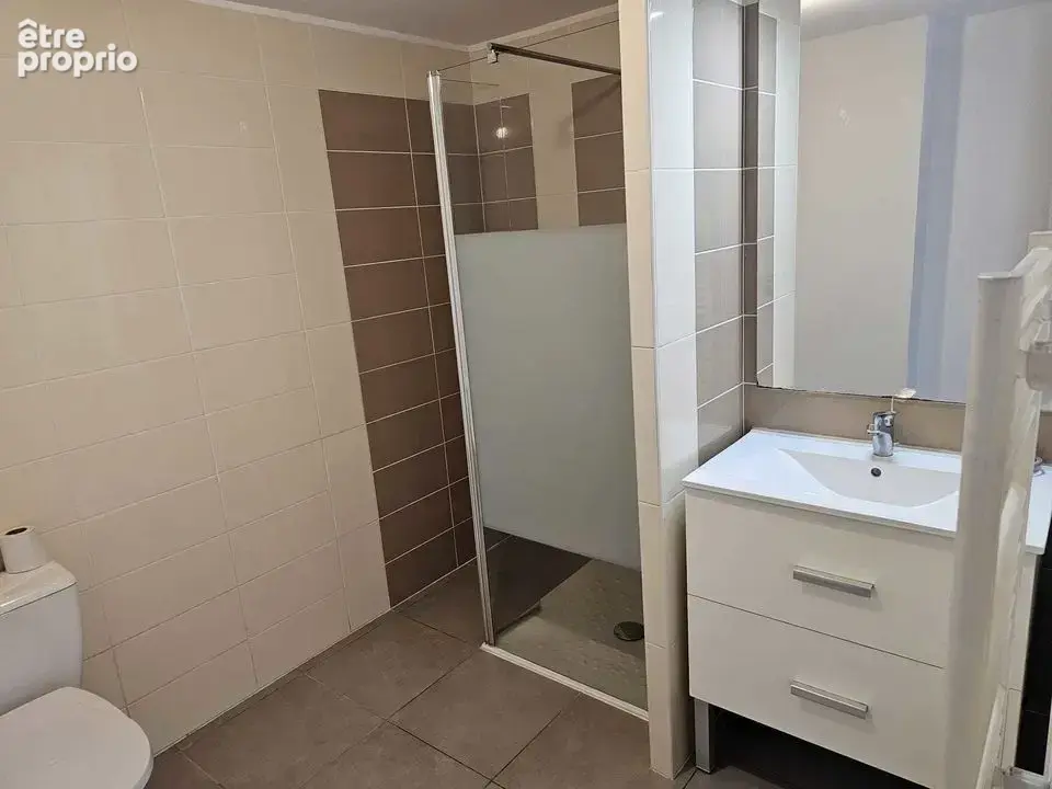 LA CIOTAT APPARTEMENT TYPE 2 de 38.68m² - TERRASSE - GARAGE -