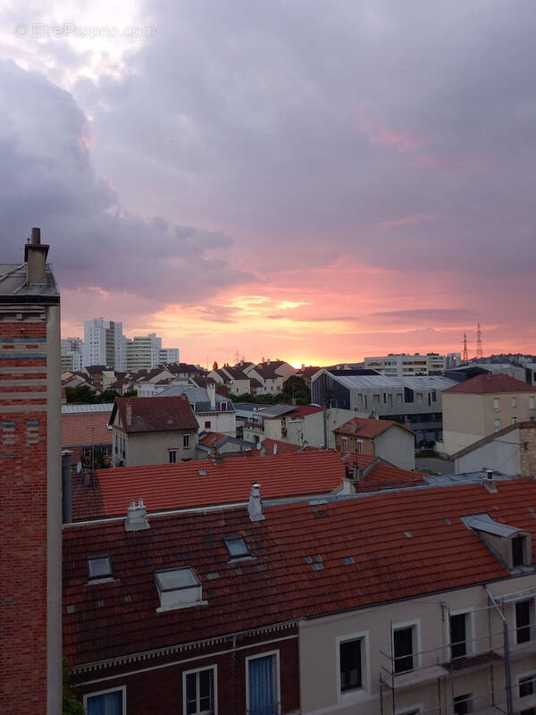 Appartement à GENNEVILLIERS