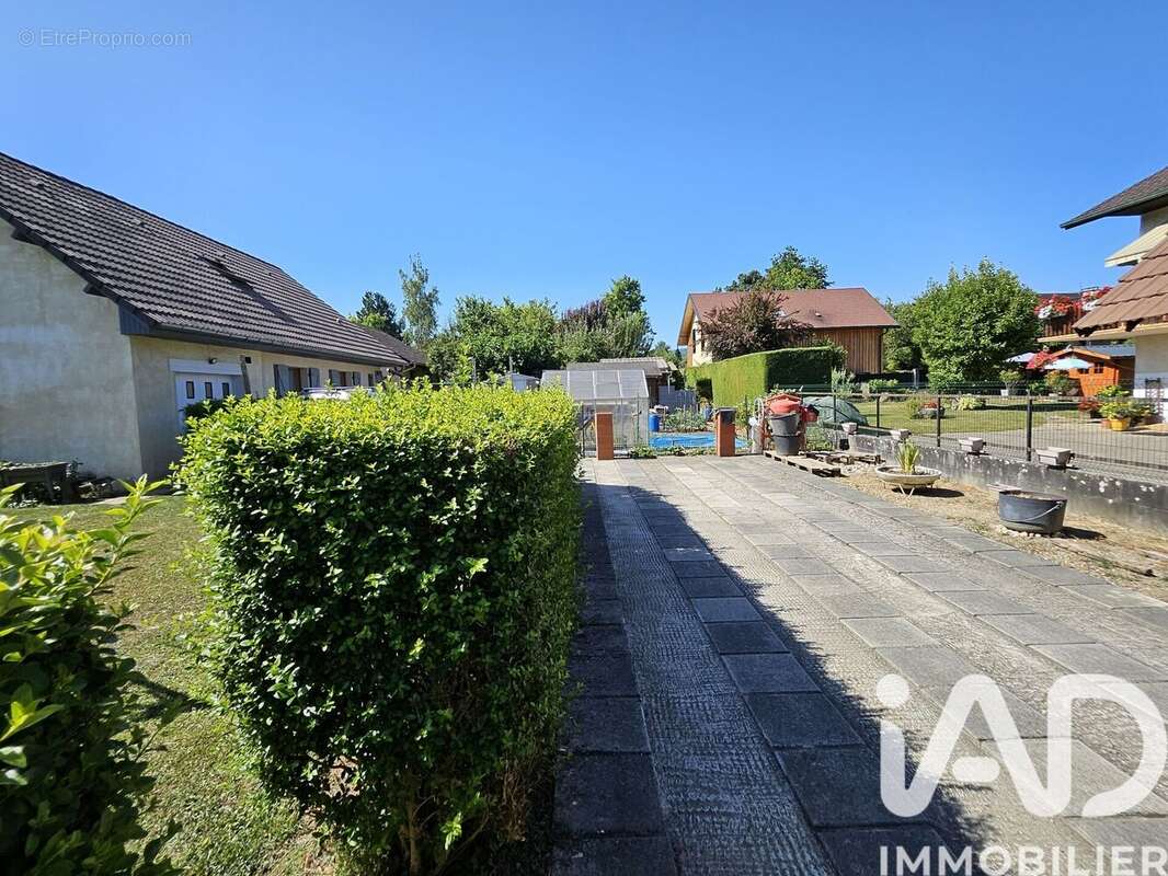 Photo 3 - Maison à YENNE