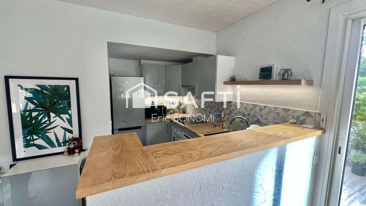 Photo 2 - Appartement à SAINT-RAPHAEL