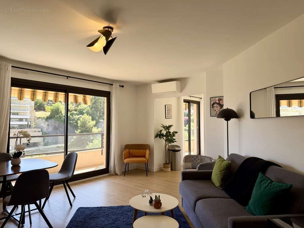 Appartement à BEAUSOLEIL