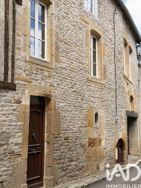 Photo 1 - Maison à LANGRES