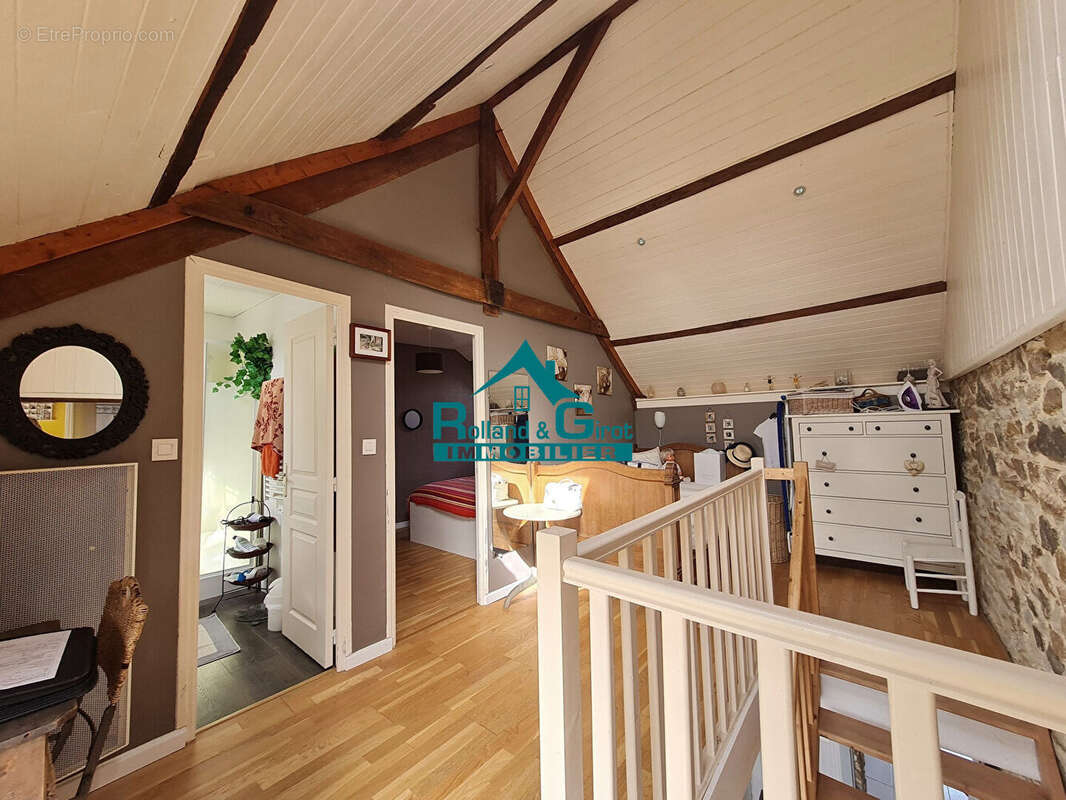 Maison à SAINT-AUBIN-DU-CORMIER