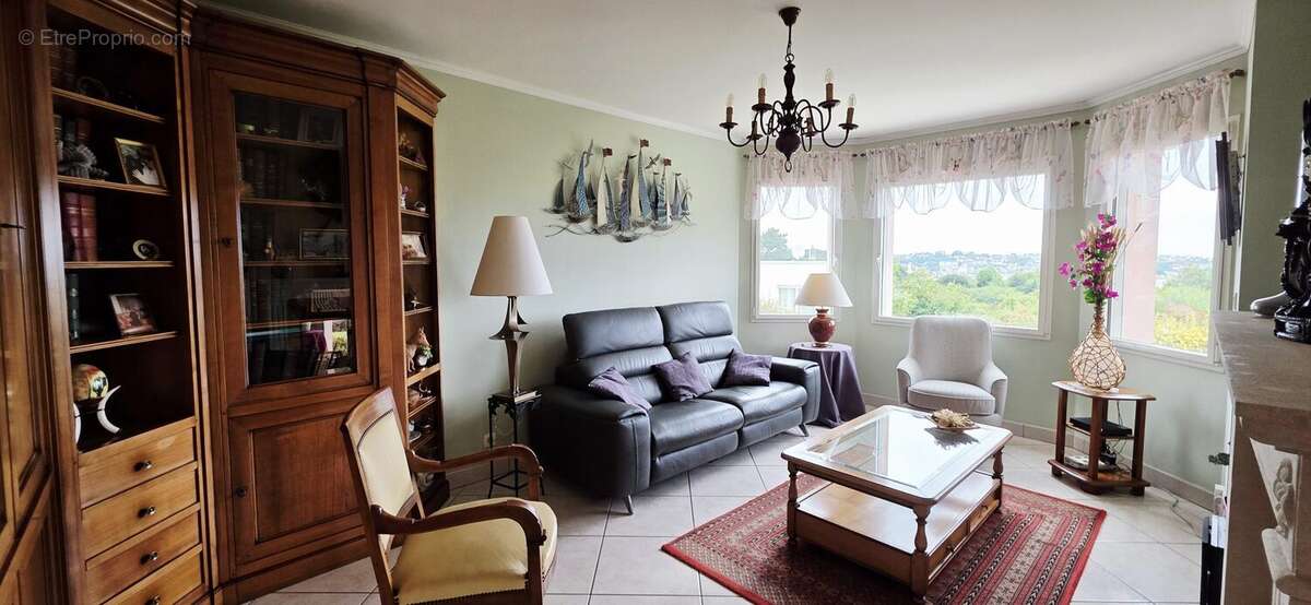 Maison 234 m² à Saint-Quay-Perros  - photo 8