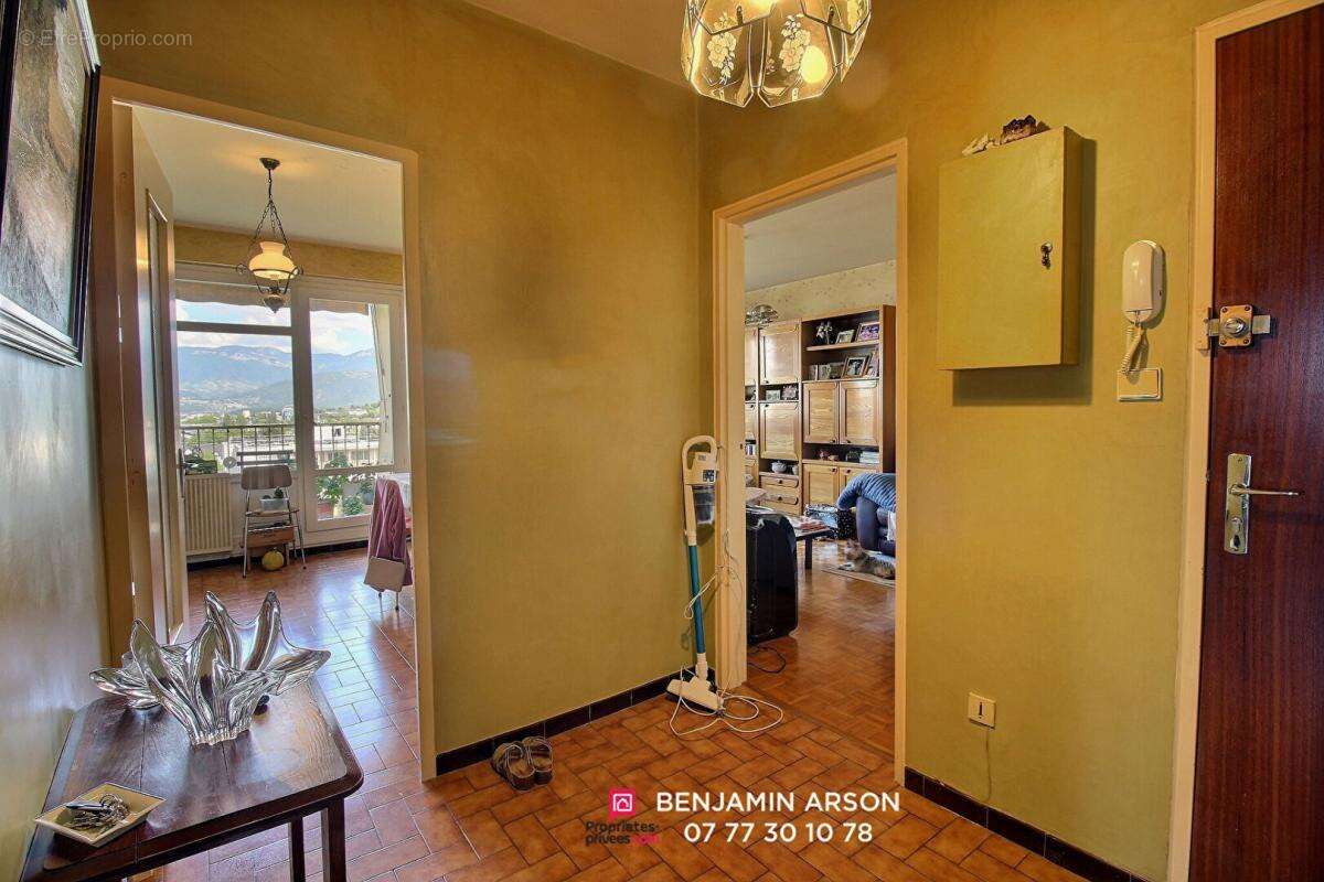 Appartement à COGNIN