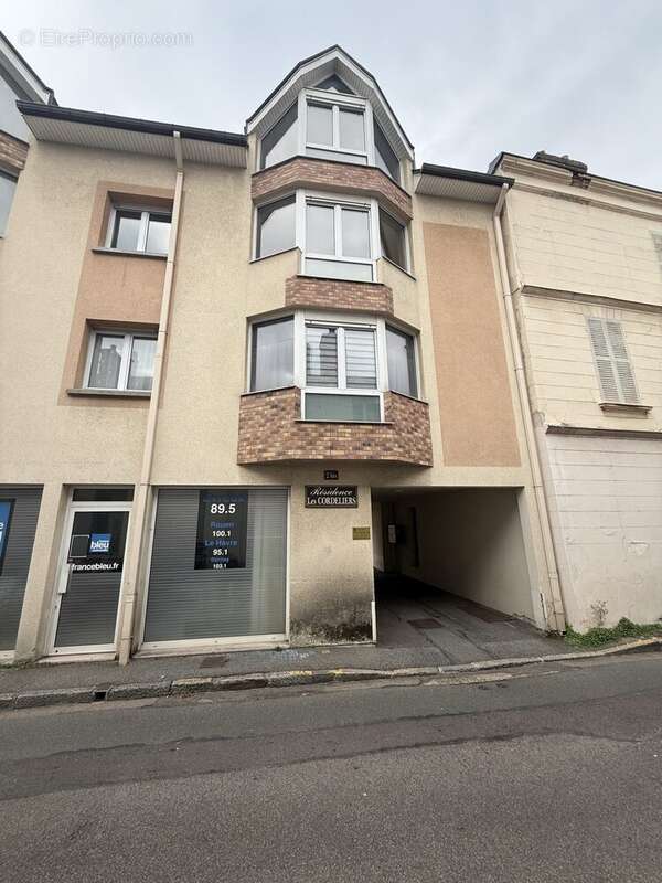 Façade de l&#039;immeuble - Appartement à EVREUX