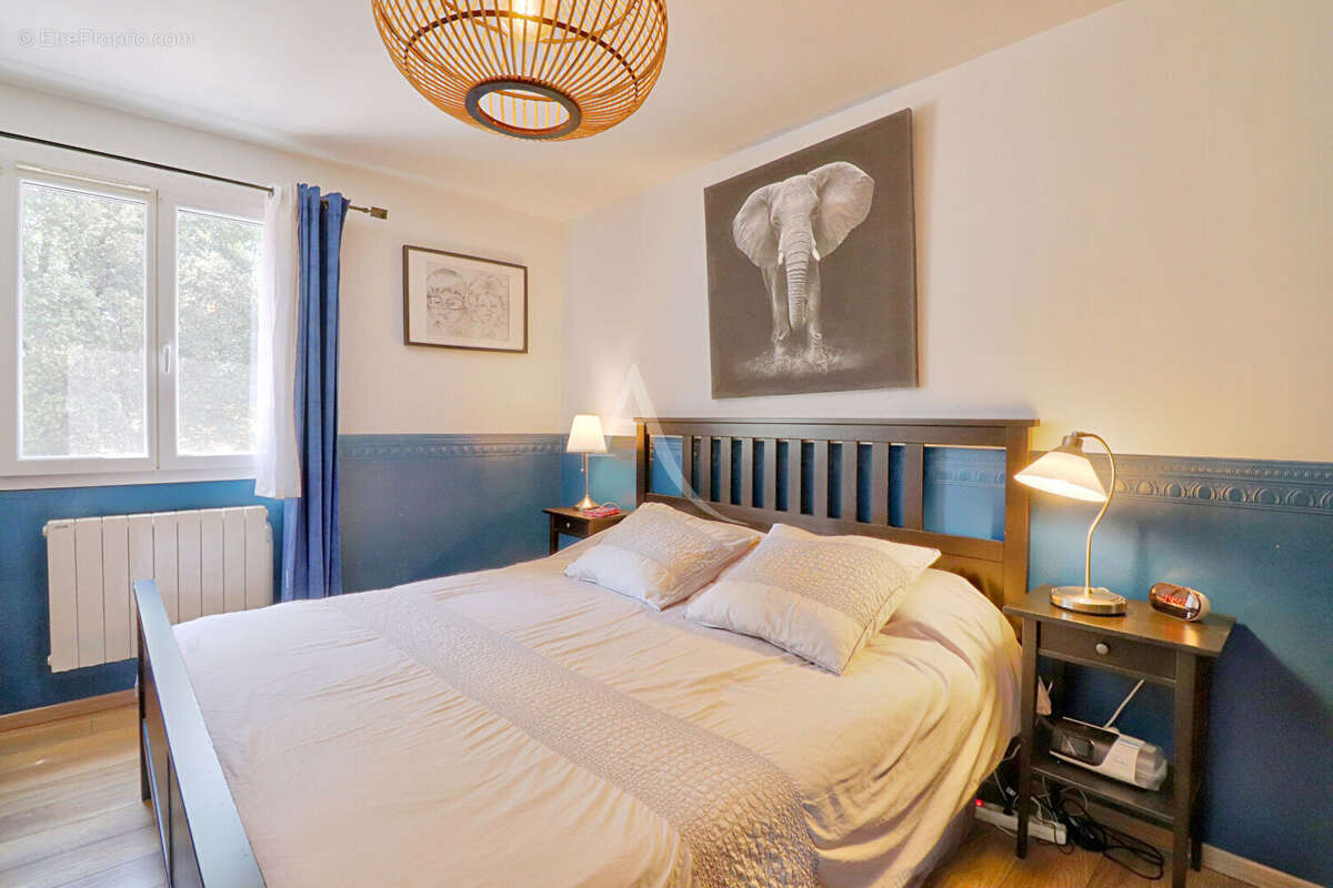 Maison à GREOUX-LES-BAINS