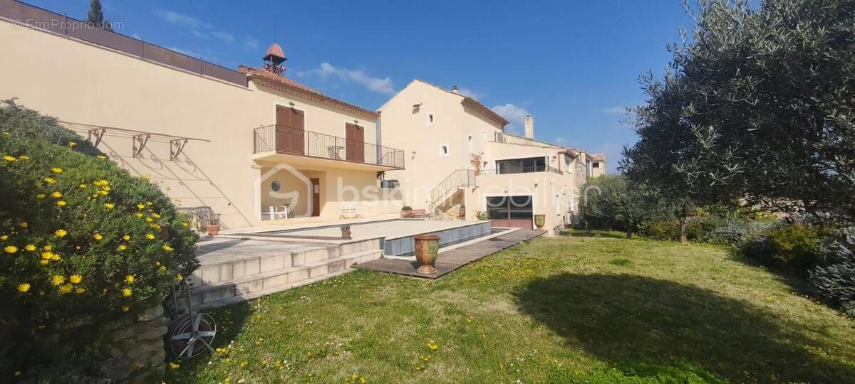 Maison à MONTSEGUR-SUR-LAUZON