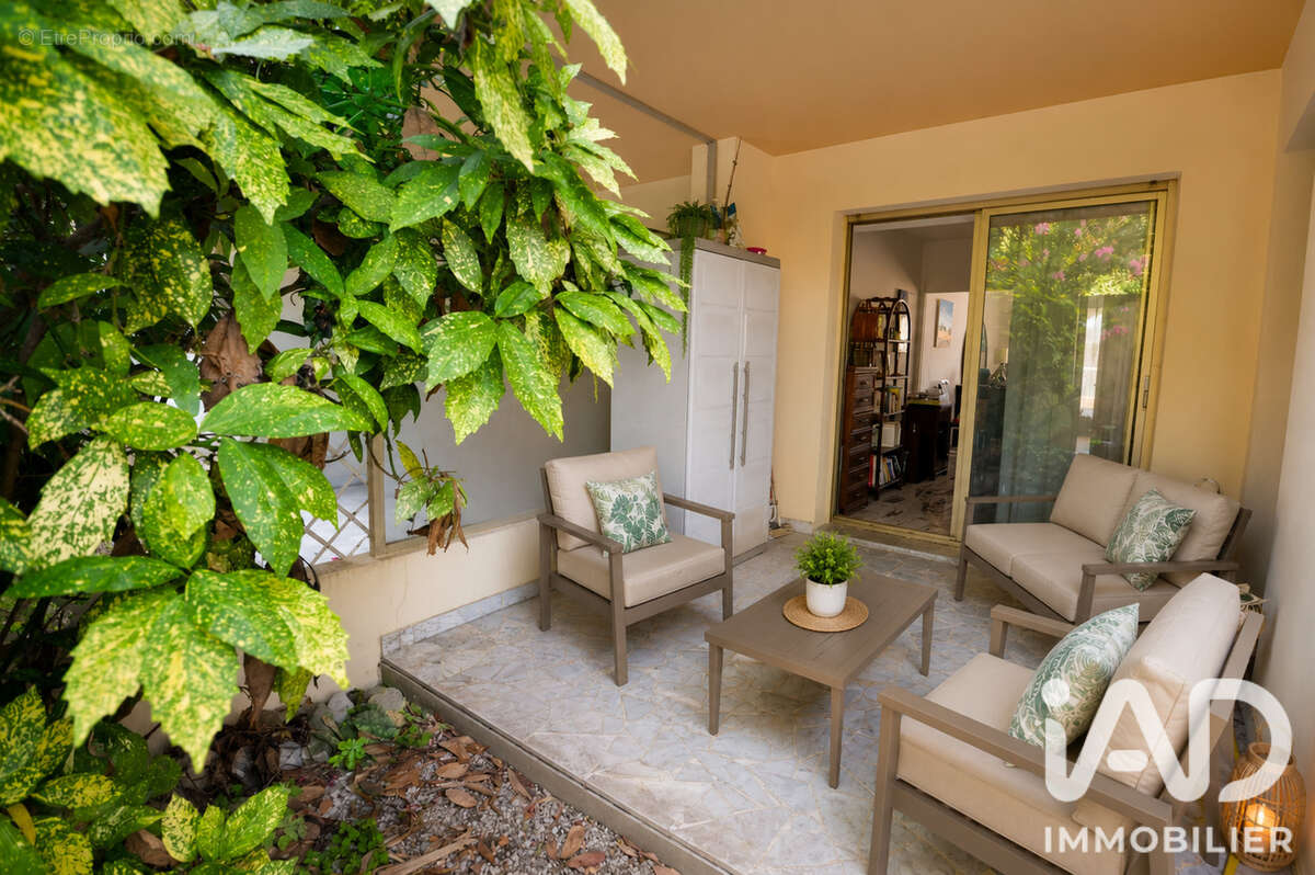 Appartement 81 m² à Antibes  - photo 9