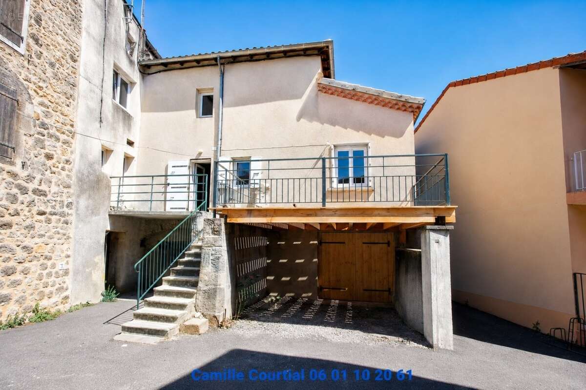 Maison de village rénovée quartier calme VERNOUX EN VIVARAIS (07) - photo 4