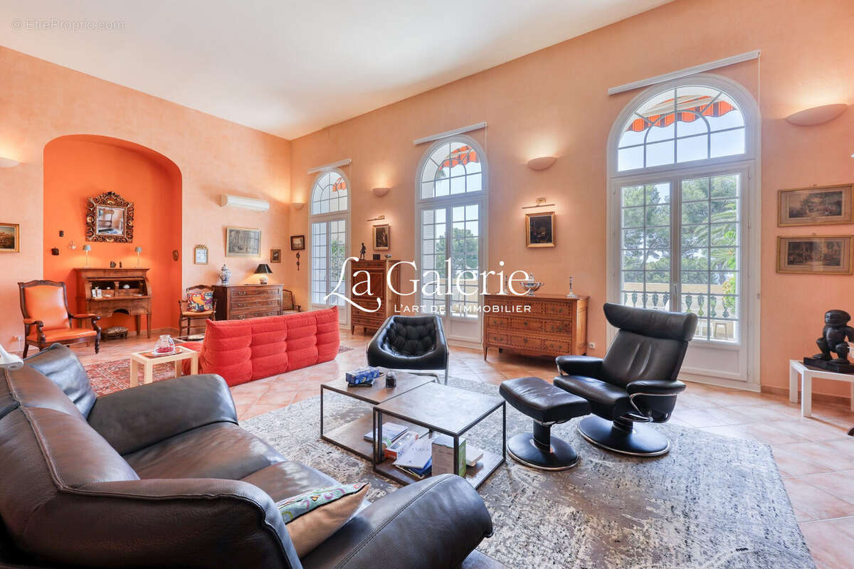Appartement à HYERES