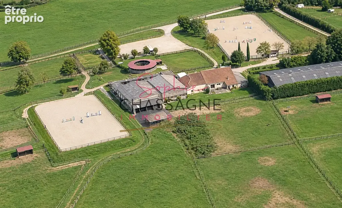 Centre équestre et écurie de propriétaires   plus de 10 hectares   un logement - proche agen (47) - photo 1
