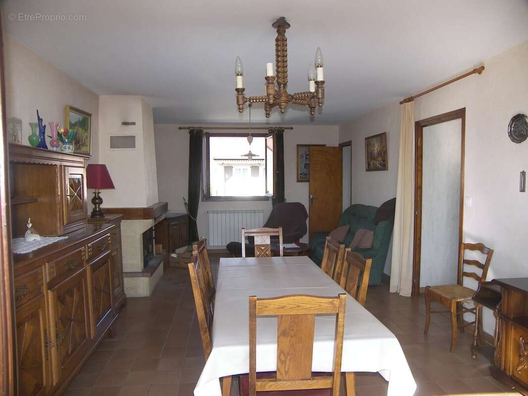 Maison à YTRAC