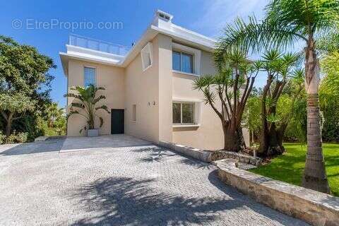 Maison à ANTIBES