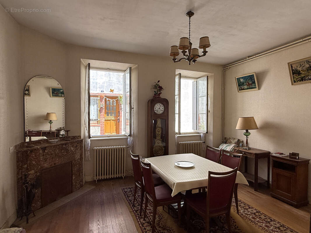 Coeur de ville, maison de village - photo 5