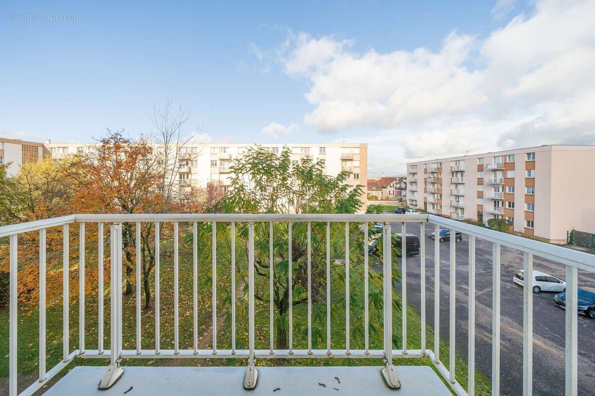 Appartement à JARVILLE-LA-MALGRANGE