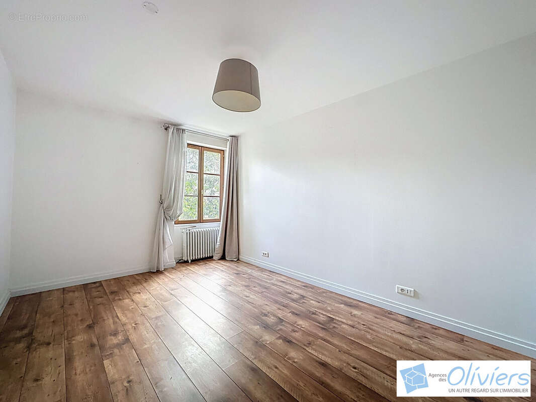 Appartement à CHEVREUSE