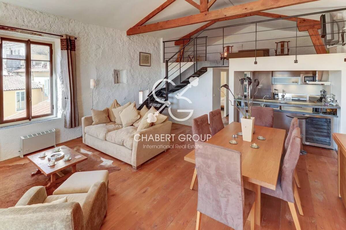 Appartement à VILLEFRANCHE-SUR-MER