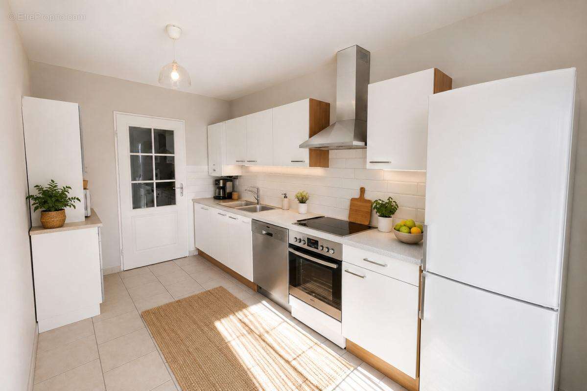 Appartement T3 TALANT - Balcon - Garage - photo 6