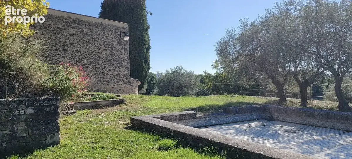 Ancien relais de poste avec domaine agricole à Forcalquier (04300) - photo 3