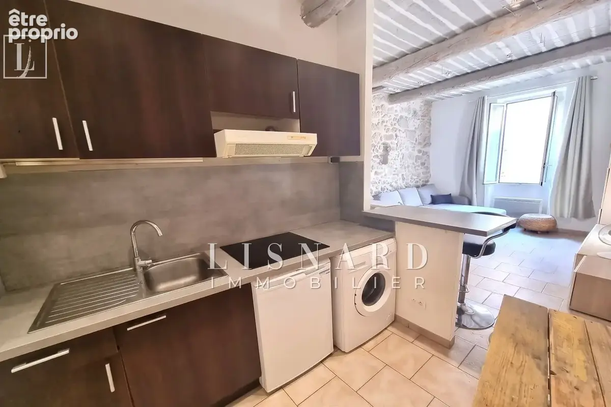 Appartement à VALLAURIS