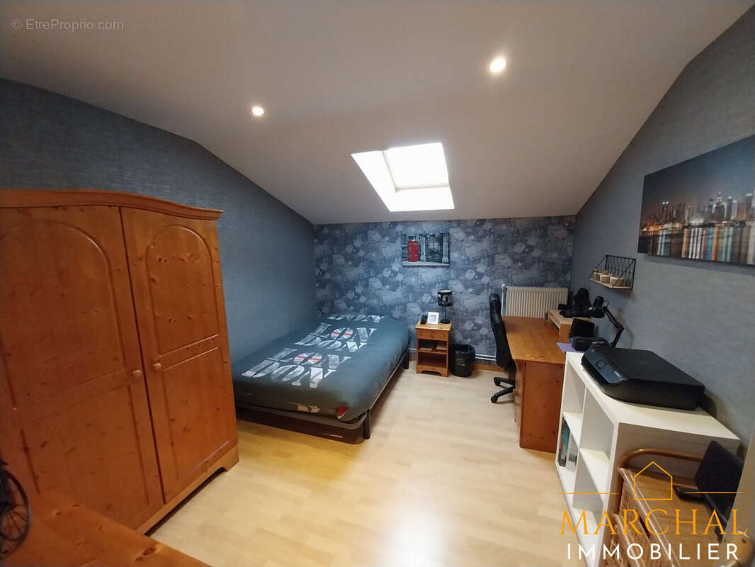 Appartement à VERNY