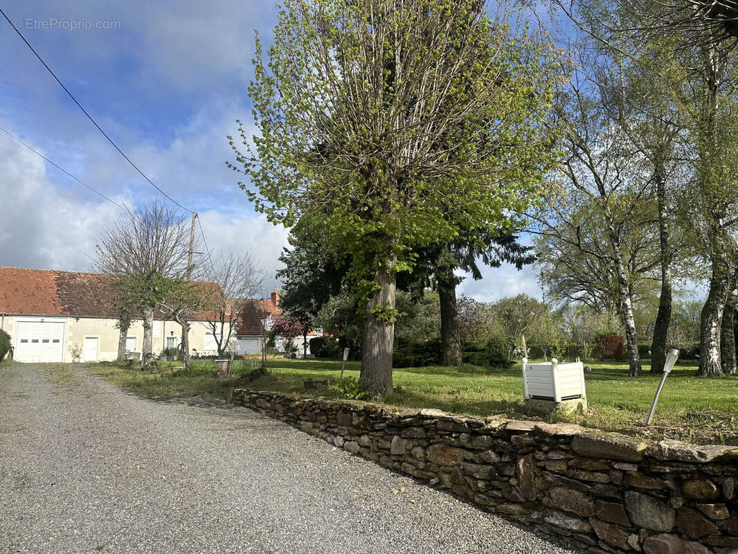 Maison à CHATEAUMEILLANT