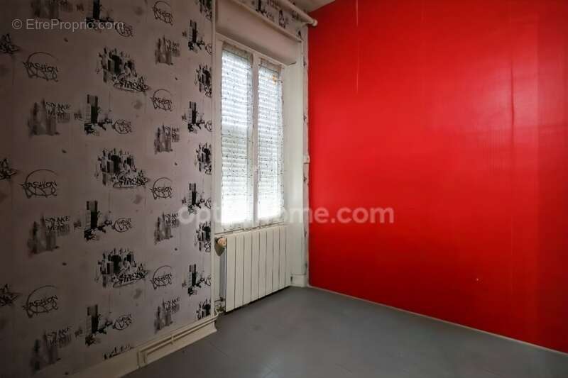 Maison à MAGNAC-LAVAL