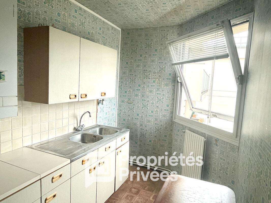 Appartement 69 m2, 3 pièces, balcon, cave, parking - photo 6