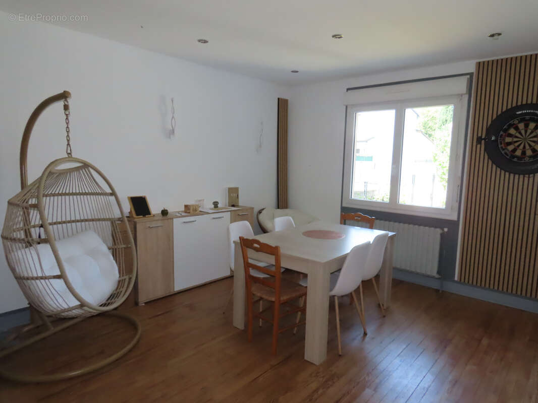 Maison 71 m² à Gannat  - photo 2