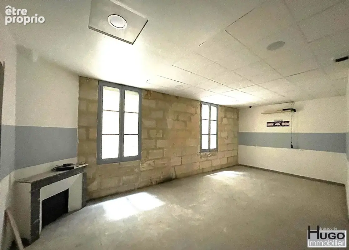 Bordeaux- rue sainte catherine- immeuble mixte 3 lots 215m² ! - photo 2