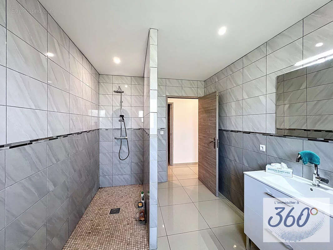 Maison moderne, neuve et fonctionnelle! - photo 12