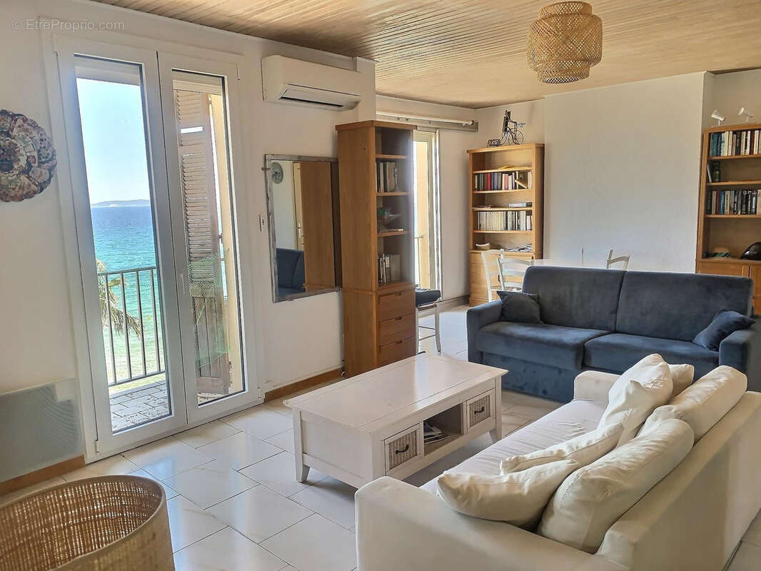 Appartement à LE LAVANDOU