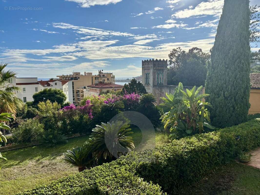 Appartement à MENTON