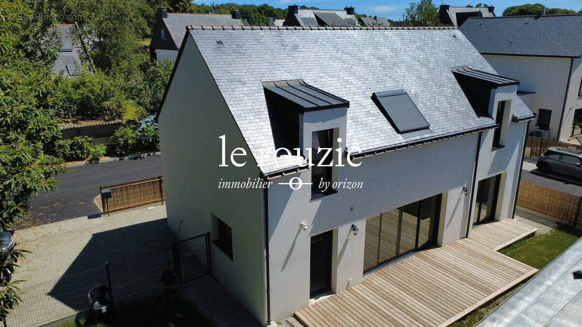 Maison à LOCQUELTAS